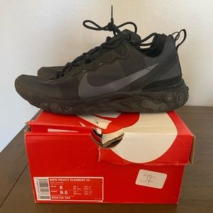 Nike React Element size 8 Mens